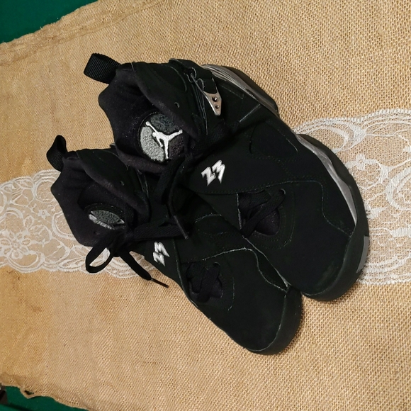 Jordan Other - Air Jordan Retro 8 "Chrome" Kid's Basketball Shoes Sz 4Y, Black/Silver/White